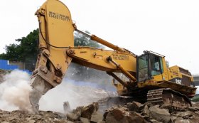 大型短臂鉤機(jī)租賃